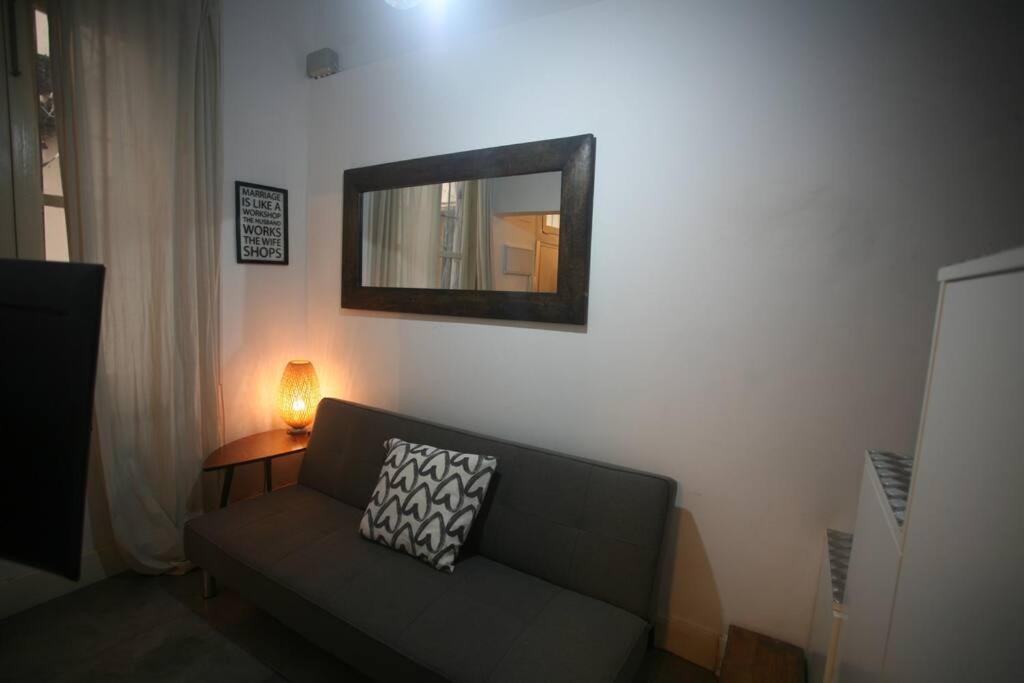 Coqueto Estudio En Malasana มาดริด ภายนอก รูปภาพ
